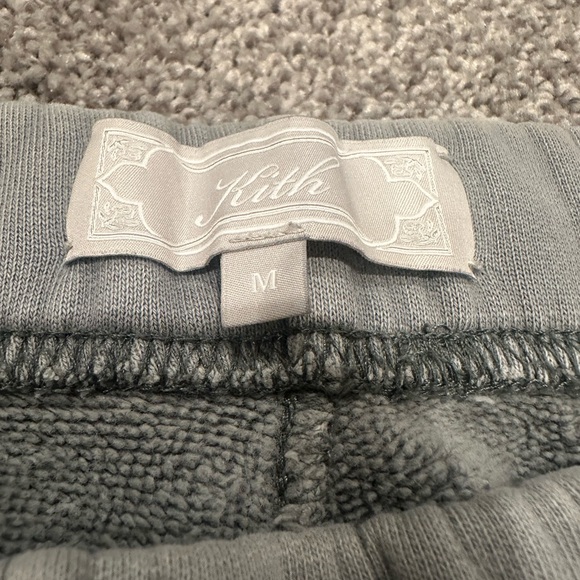 Kith Grayish green sweatpants size medium - Picture 4 of 4